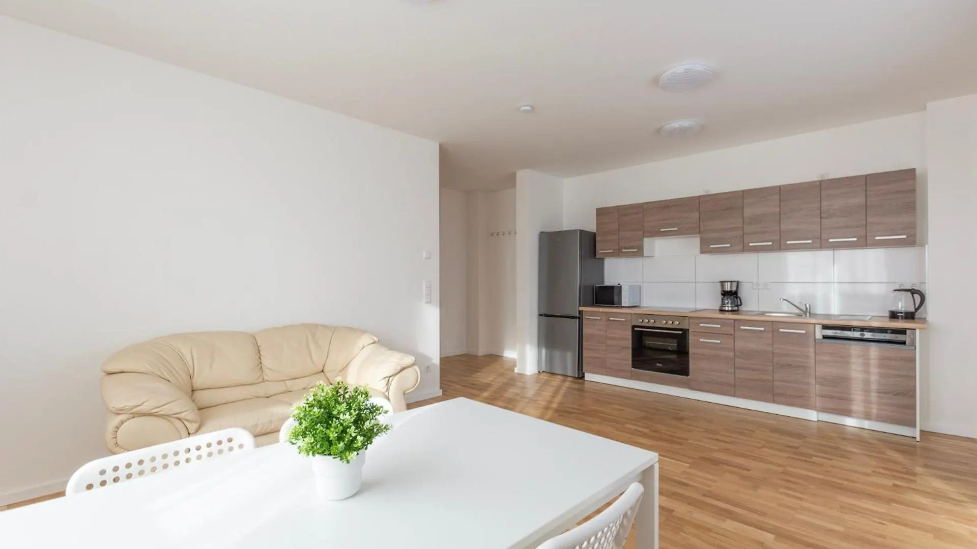 T&K Apartments - Bergisch Gladbach - 7 Comfortable Apartments - 20 Min To Fair Messe Köln Deutschland