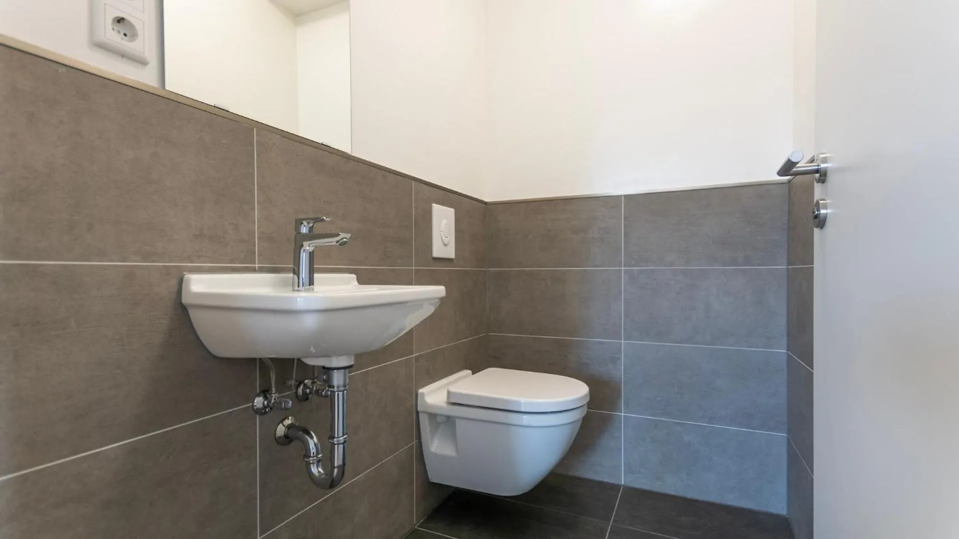 T&K Apartments - Bergisch Gladbach - 7 Comfortable Apartments - 20 Min To Fair Messe Köln Deutschland