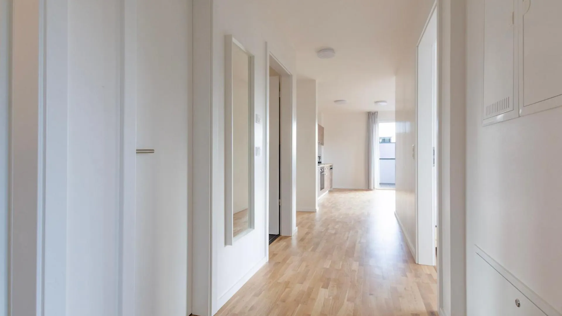 T&K Apartments - Bergisch Gladbach - 7 Comfortable Apartments - 20 Min To Fair Messe Köln