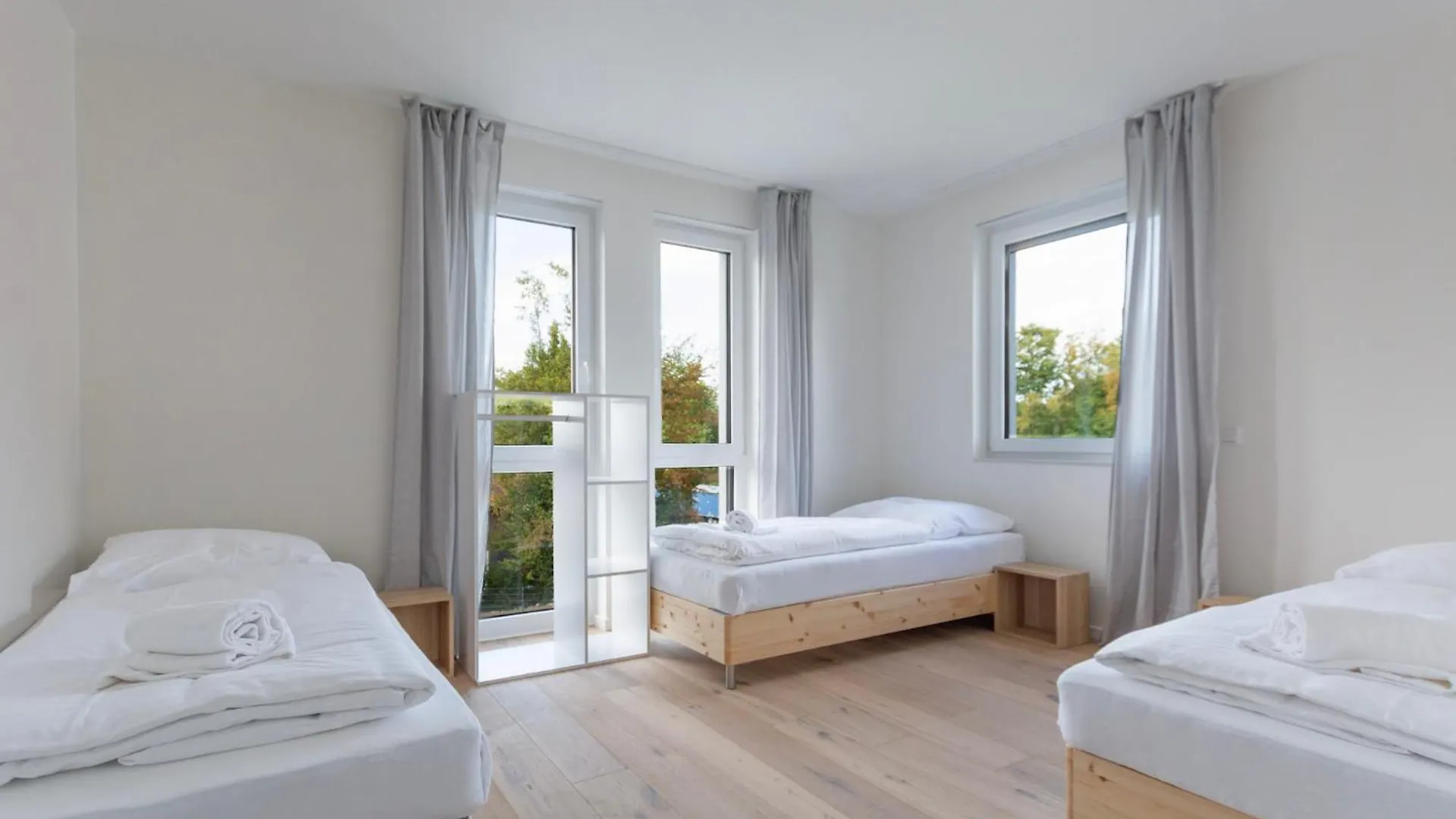 T&K Apartments - Bergisch Gladbach - 7 Comfortable Apartments - 20 Min To Fair Messe Köln