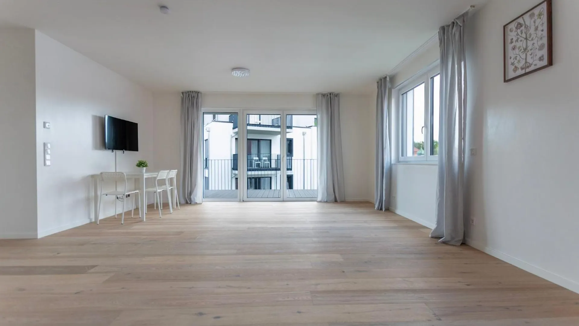 T&K Apartments - Bergisch Gladbach - 7 Comfortable Apartments - 20 Min To Fair Messe Köln