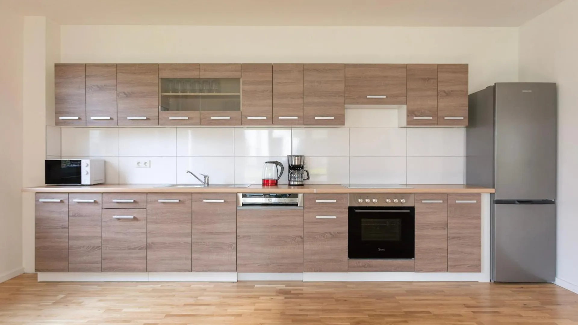 T&K Apartments - Bergisch Gladbach - 7 Comfortable Apartments - 20 Min To Fair Messe Köln